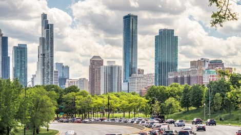 Cover image for the June 2024 Chicago Multifamily Market Report