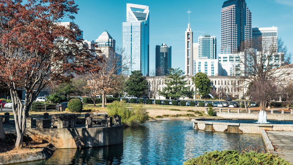 Cover image for the Charlotte Multifamily Market Report May 2025