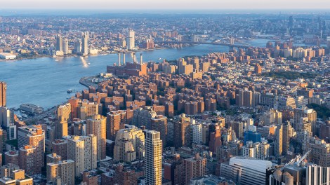 Cover image for the Manhattan Multifamily Market Report May 2025