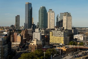 Cover image for the Queens Multifamily Market Report May 2025