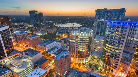 Cover image for the Orlando Multifamily Market Report March 2025