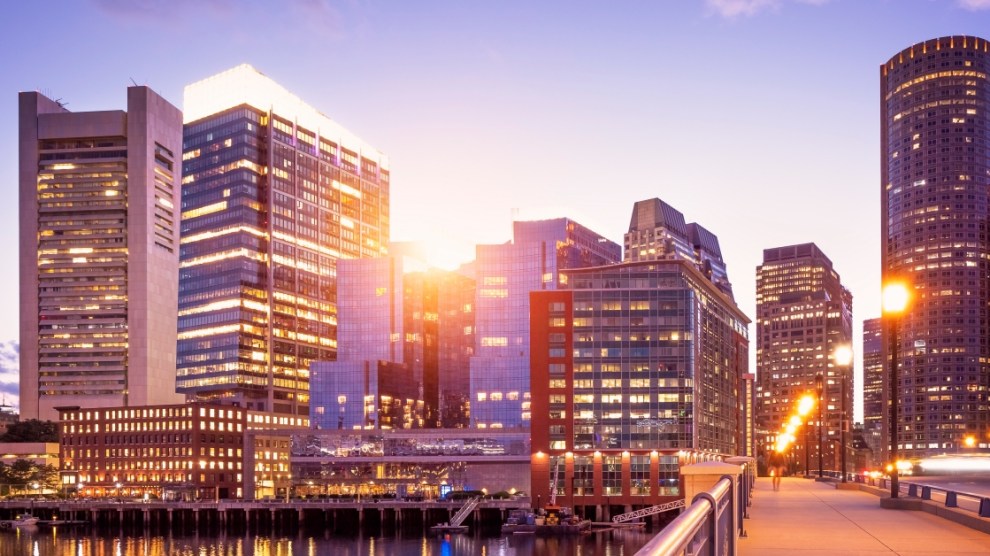 Cover image for the May 2025 U.S. Office Market Outlook