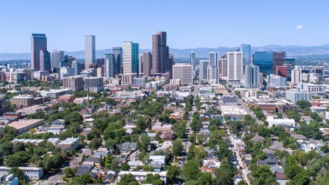 Cover image for the Chicago Multifamily Market Report September 2025