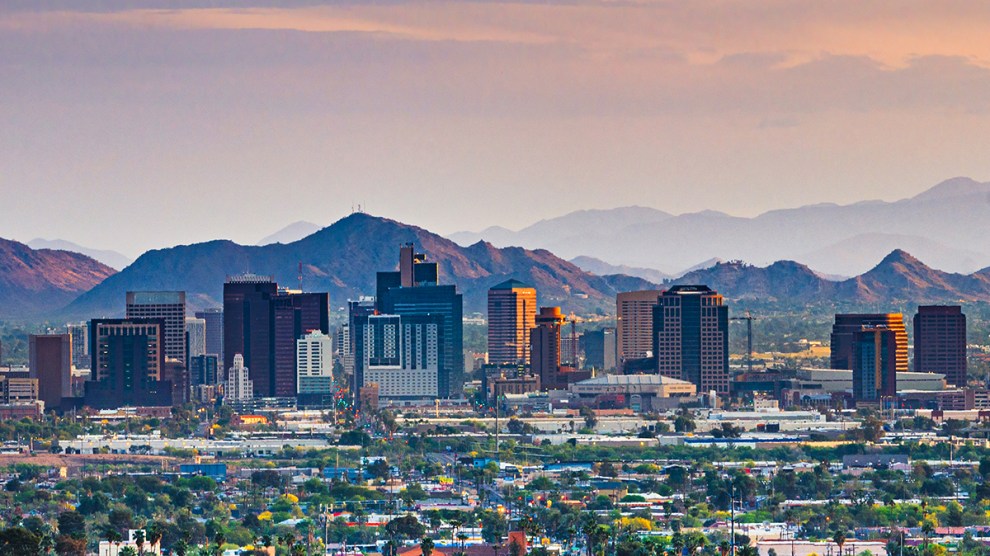 Cover image for the Phoenix Multifamily Market Report September 2025