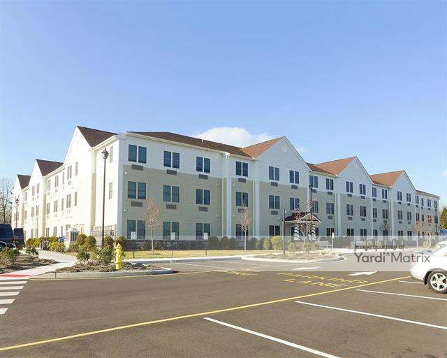 2257 Massachusetts Avenue 08755, Toms River, NJ, Meadow Green 275785