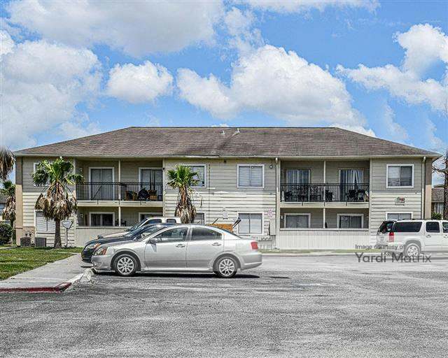 3927 Arlington Square Drive 77034, Houston, TX, Falls at Edgebrook