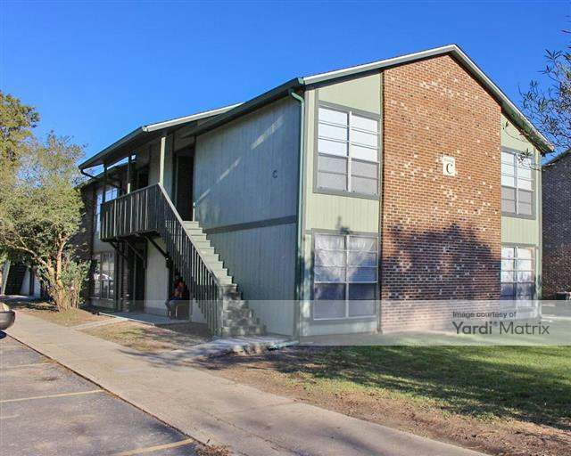 502 West Admiral Doyle Drive 70560, New Iberia, LA, Iberia Village