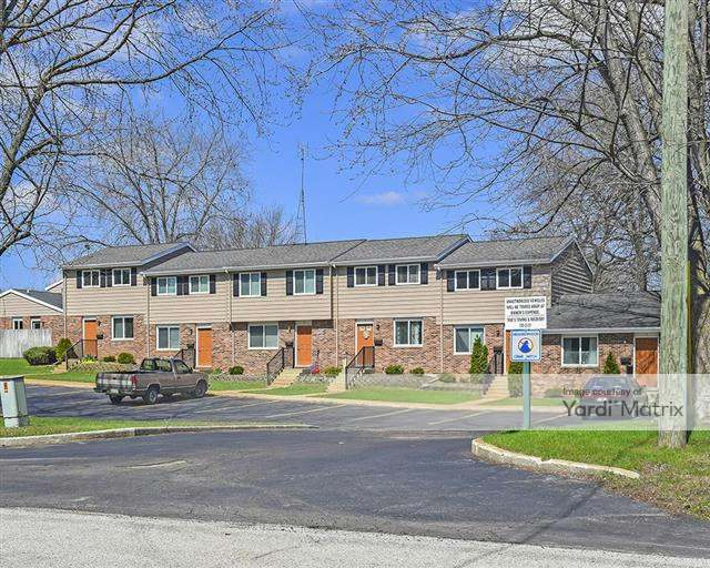 400 Cleveland Street 49047, Dowagiac, MI, Indian Hills Townhouses