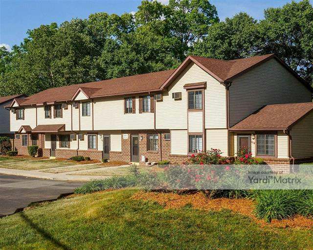 1800 North McCord Road 43615, Toledo, OH, Wood Ridge Apartments and