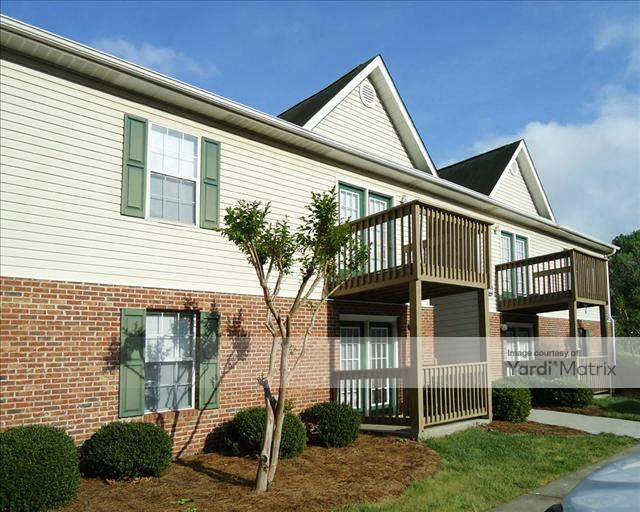 3736 West Avenue 27407, Greensboro, NC, Cedar Trace 79093 Yardi Matrix