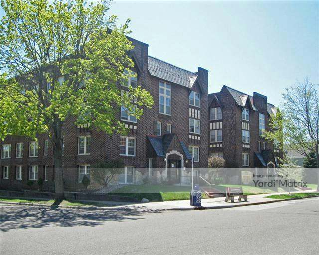 1290 West Grand Avenue 55105, St. Paul, MN, Grand Heritage 92194